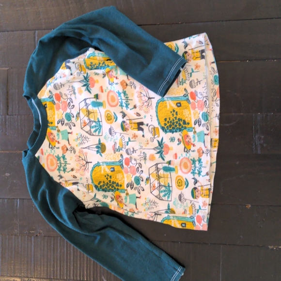 Secret Garden Raglan Tee - Picture 1 of 3